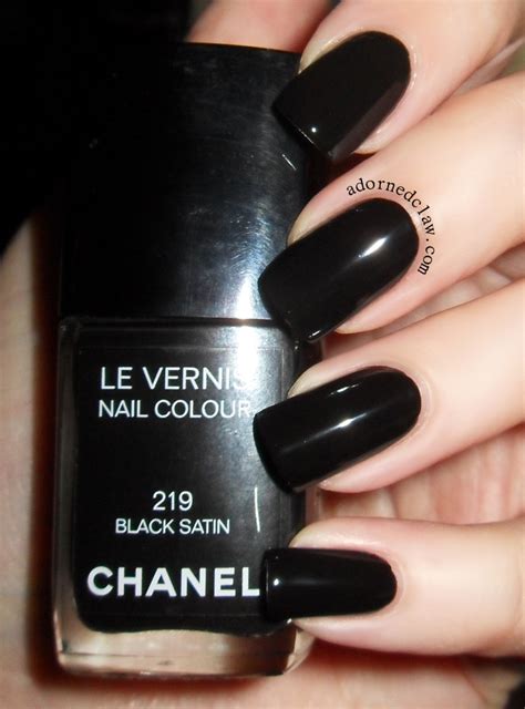 chanel black satin nail polish